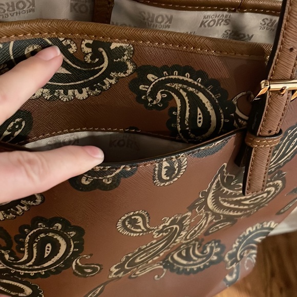 Michael Kors Brown Paisley Emry Tote Shoulder Bag - Picture 11 of 13